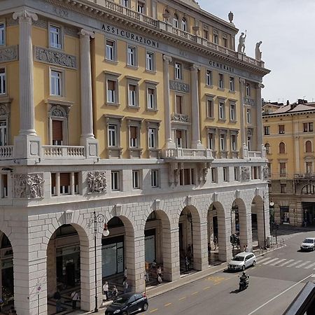 Trieste Center Rooms & Apartments - Fiori Di Trieste Exterior photo