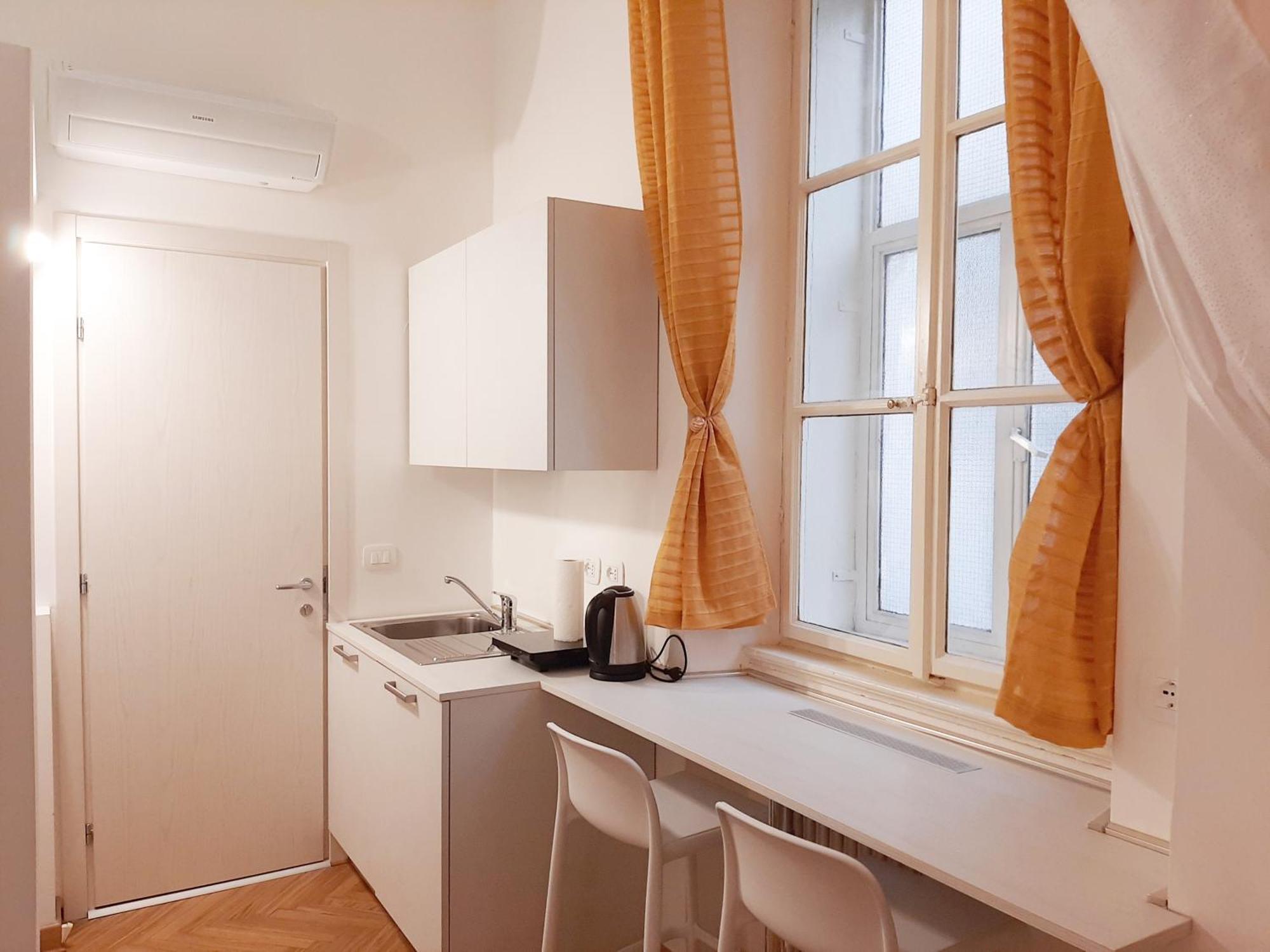 Trieste Center Rooms & Apartments - Fiori Di Trieste Exterior photo